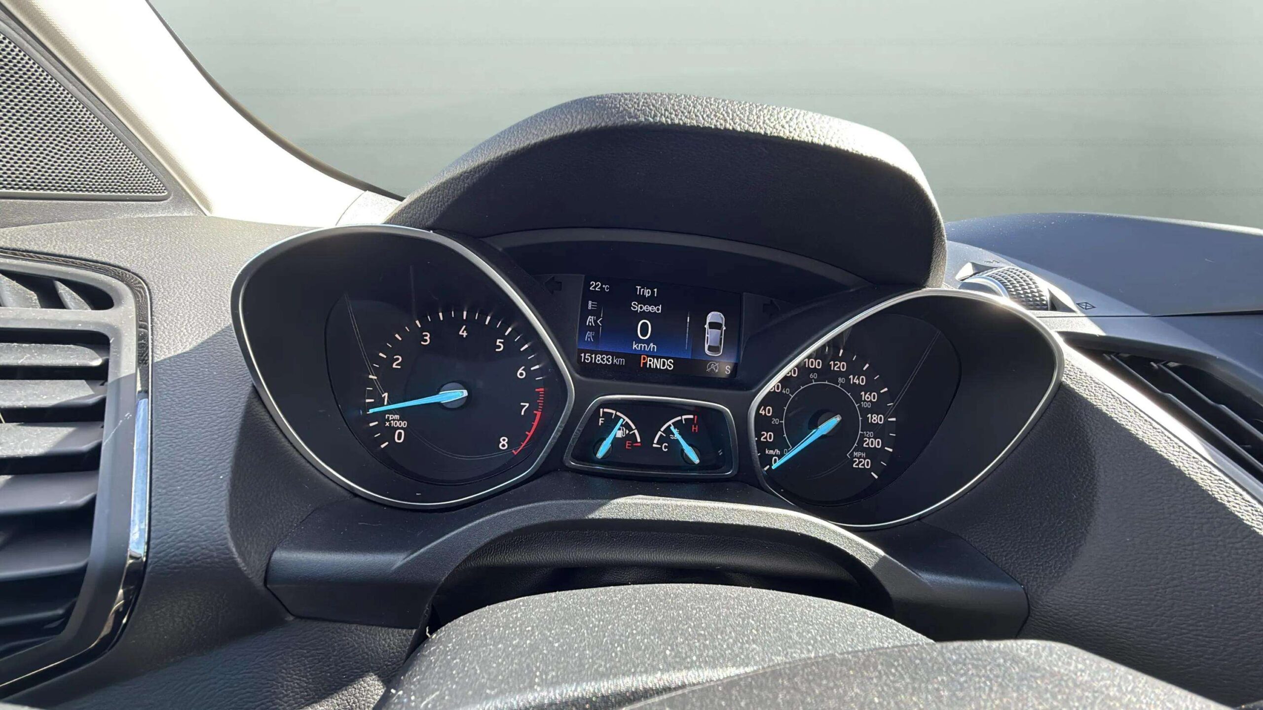 1fmcu0hd0jub57736-a01ba749d615462e8135f997ef8f6701-interior-12.jpeg-1759972992969-266181993