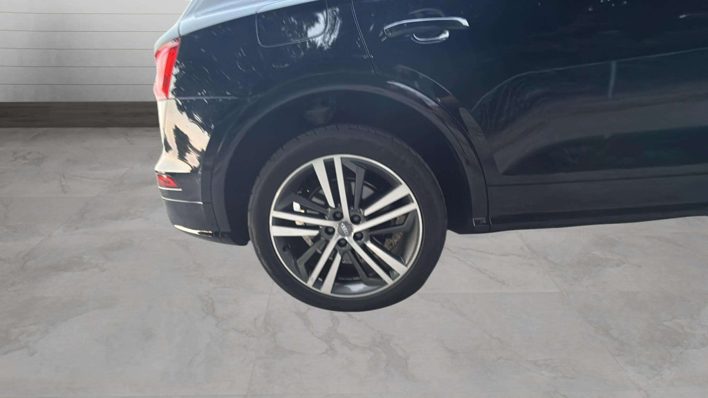 audi-12-1759124485369-349596692