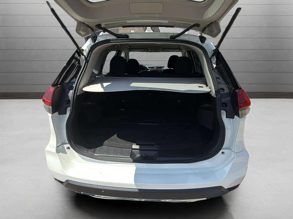 nissan-16-1759223542307-77952863