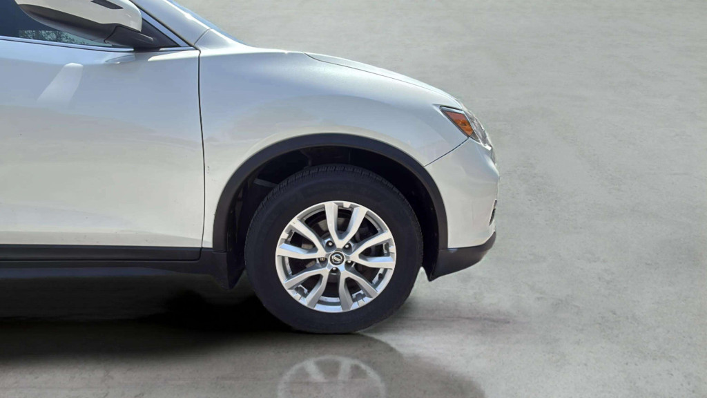 nissan-17-1759223542303-229710391