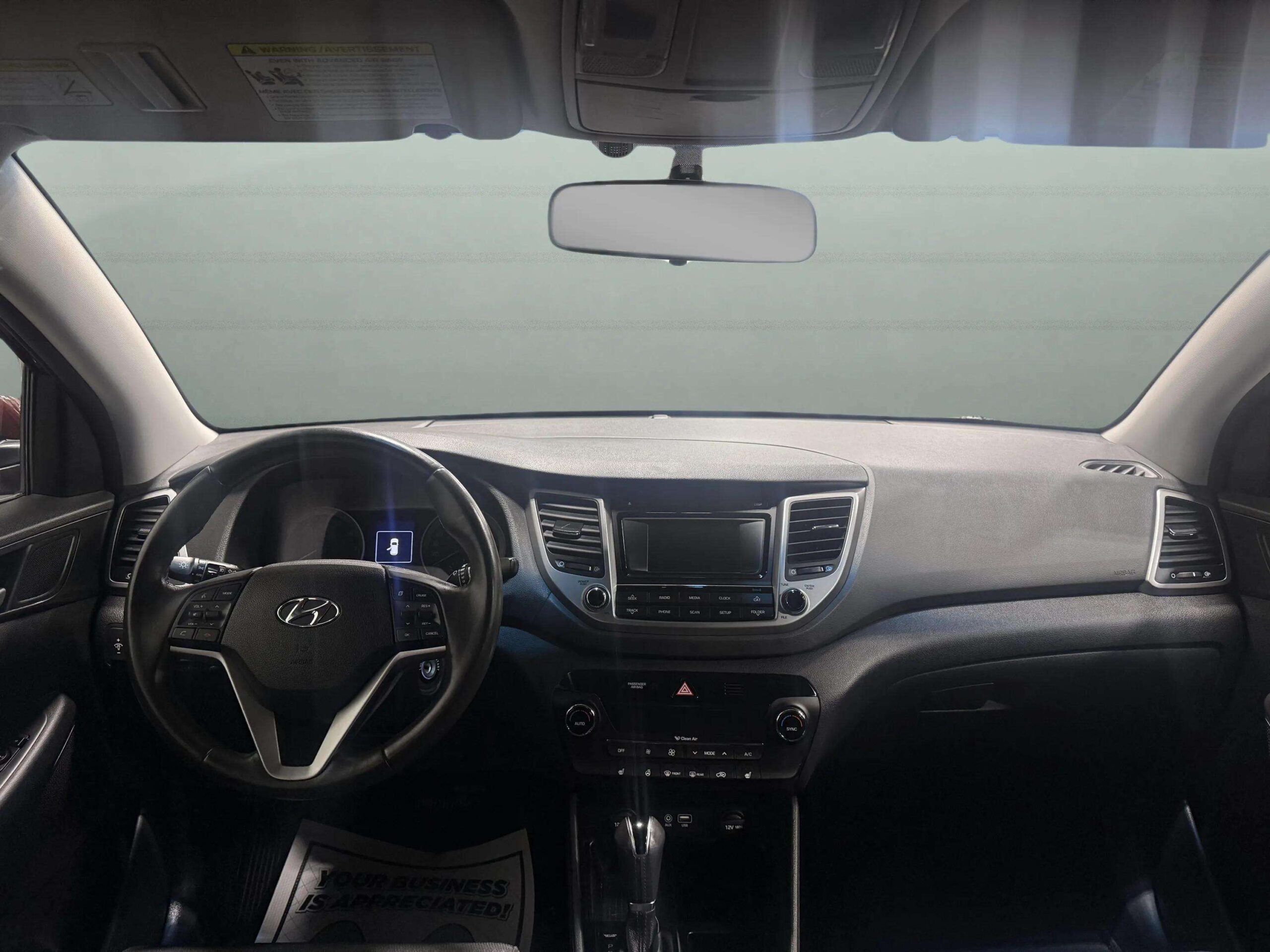 2_12_Interior_IMG_4954