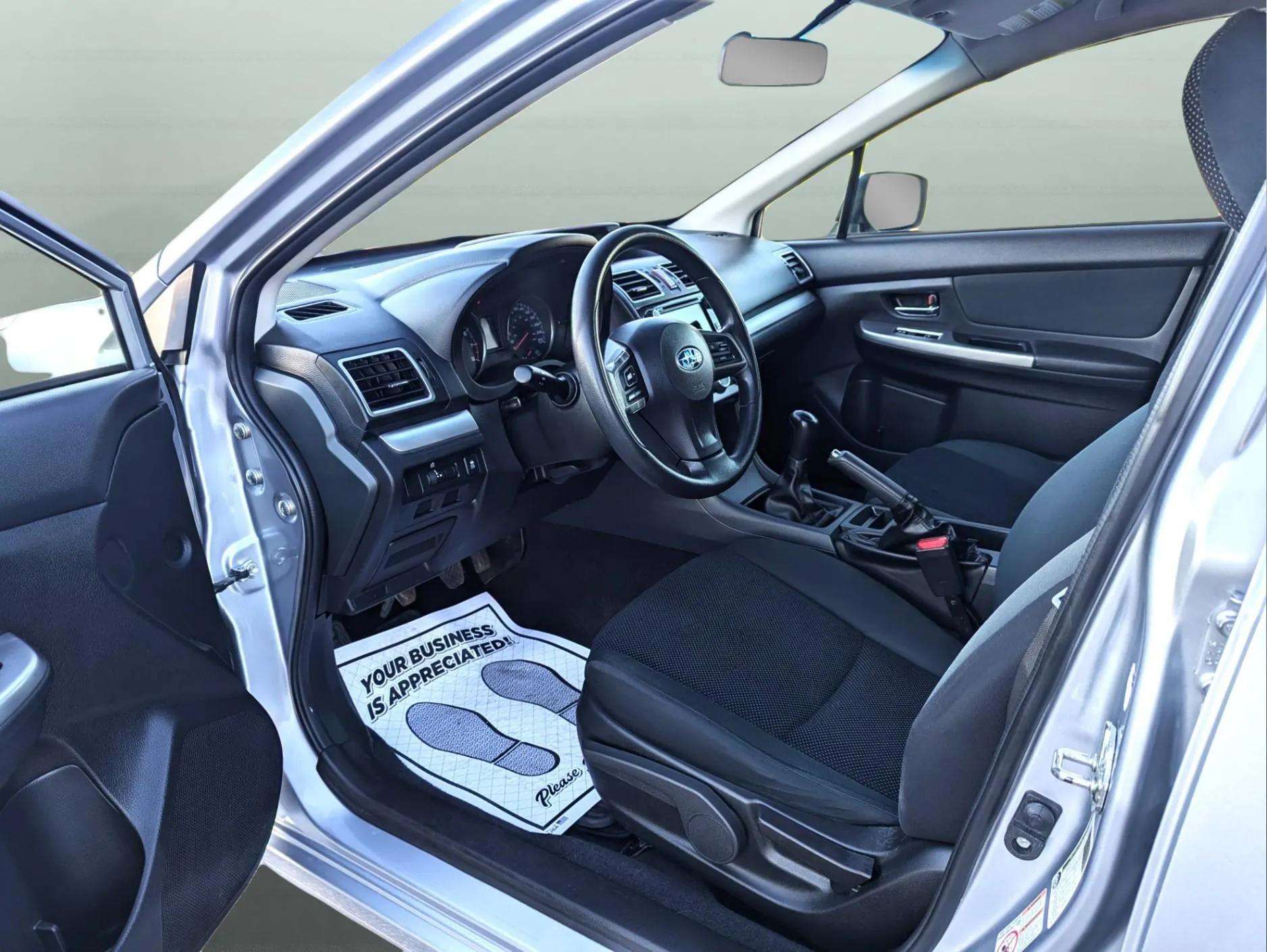 2_12_Interior_impreza6