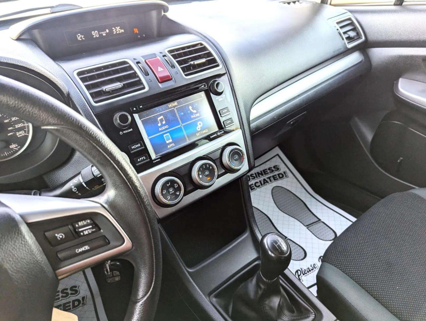 2_16_Interior_impreza11