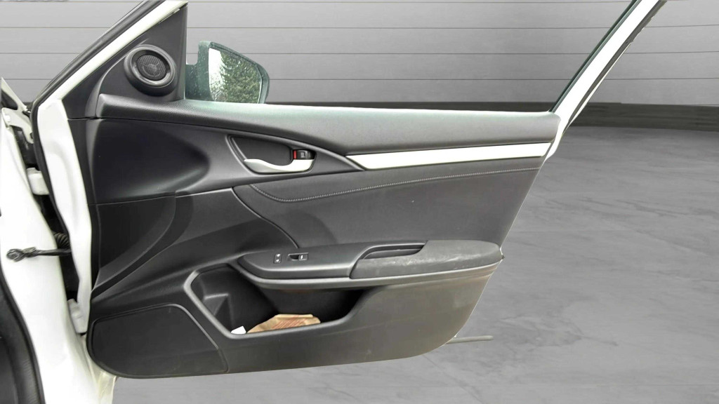 civic-13-1759370899335-794627069