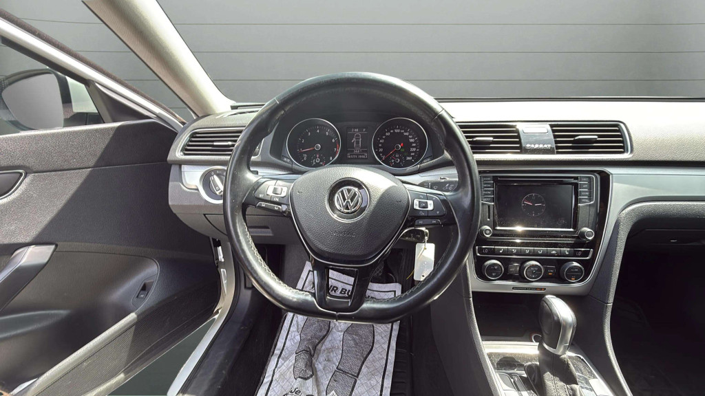 passat-09-1759400516812-814995929