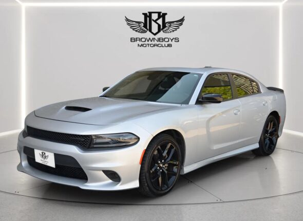 1_1_Exterior_charger8201