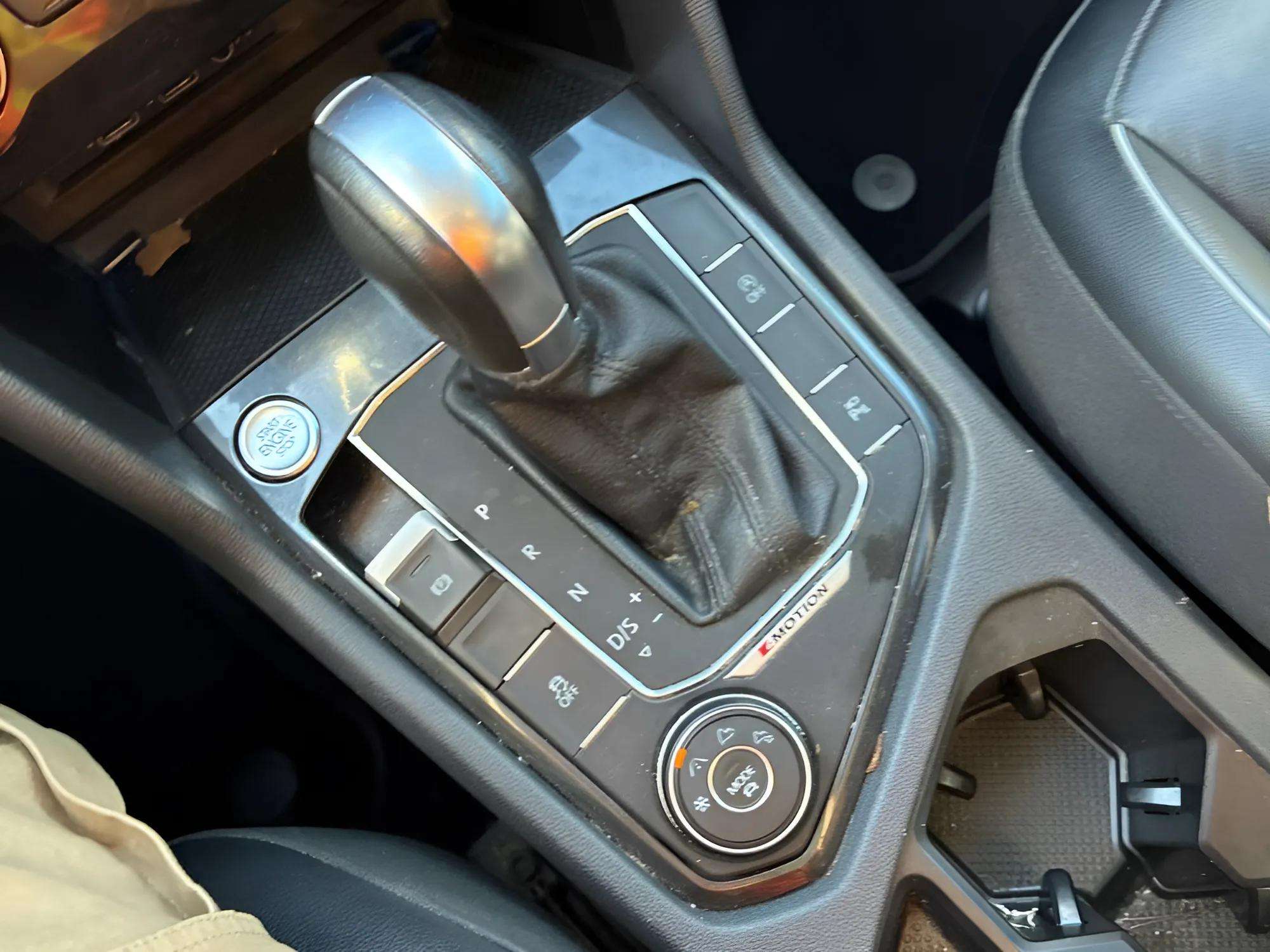 2018 Volkswagen Tiguan Highline 4MOTION - Photo 9