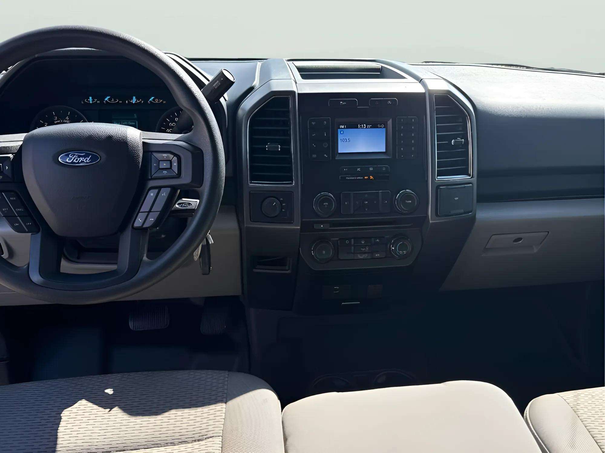 2018 Ford F-150 XLT 4WD SuperCrew 5.5′ Box - Photo 13