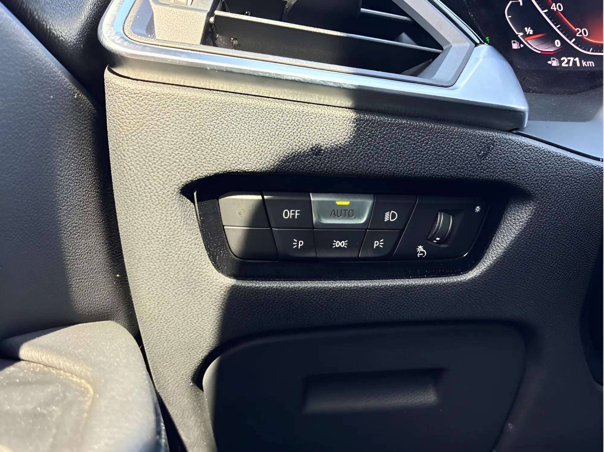 2019 BMW 3 Series 330i xDrive Sedan - Photo 16