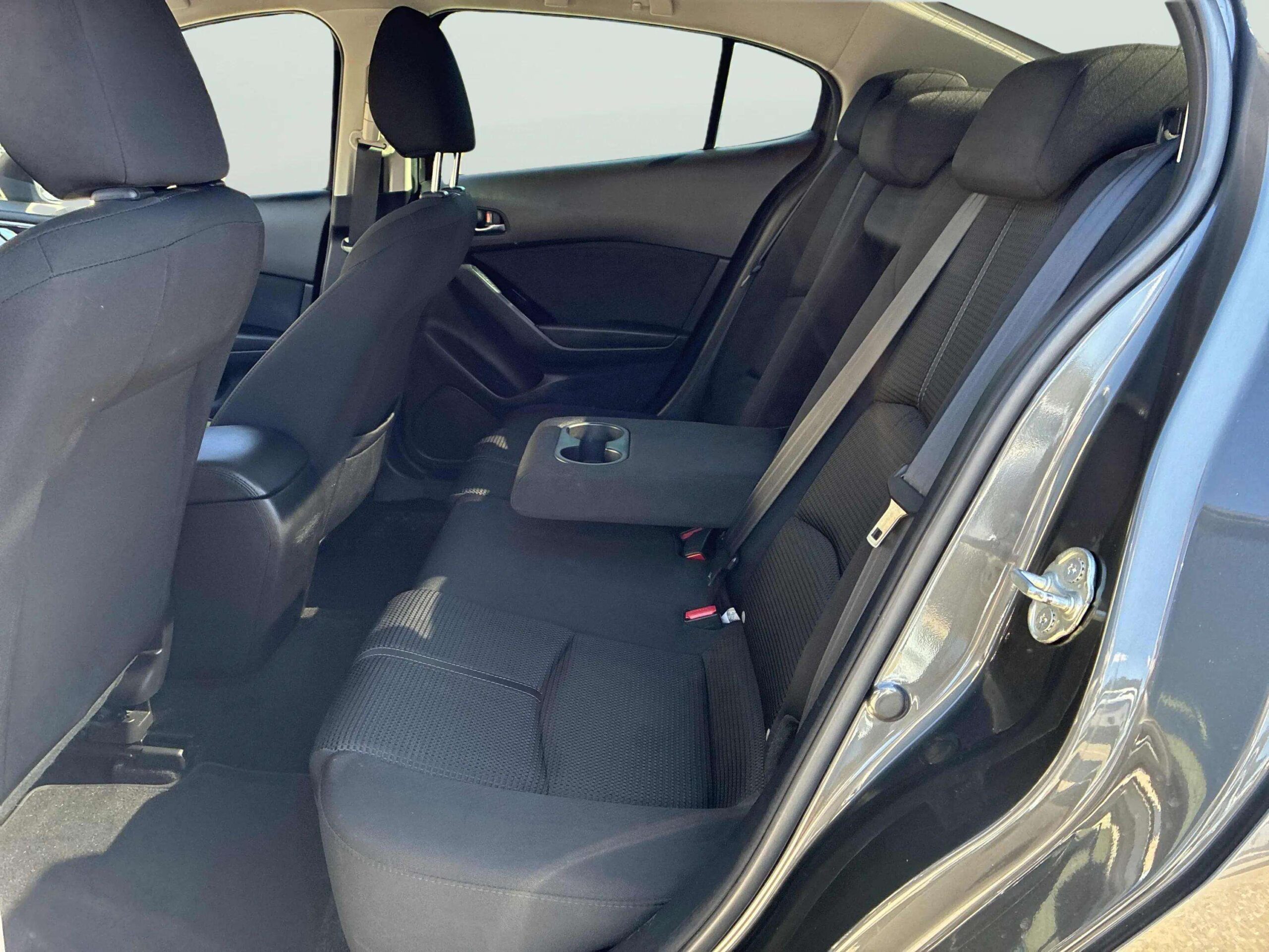 2018 Mazda Mazda3 GS Auto - Photo 8