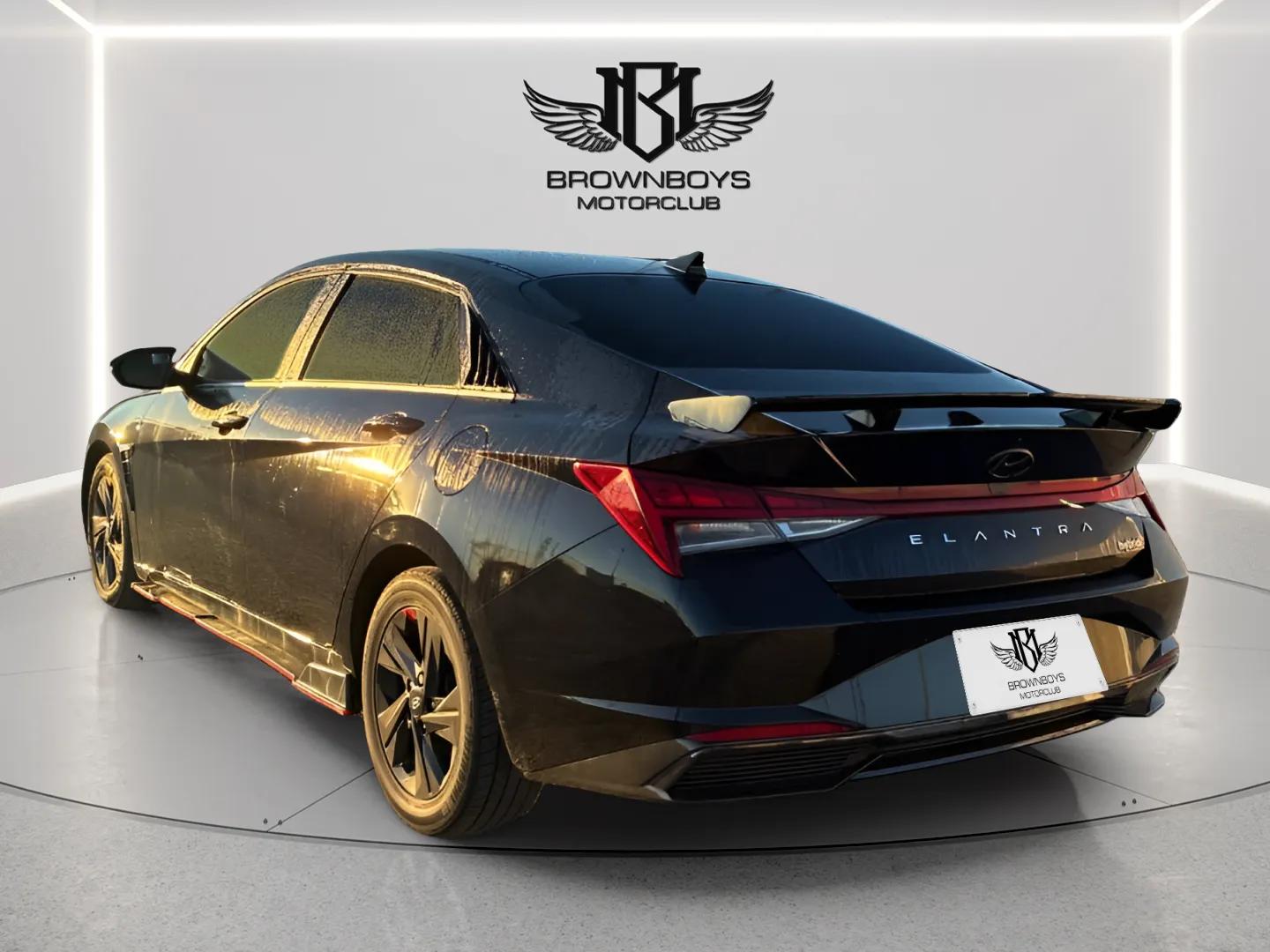 2022 Hyundai Elantra Hybrid Ultimate w Upgrades - Photo 3