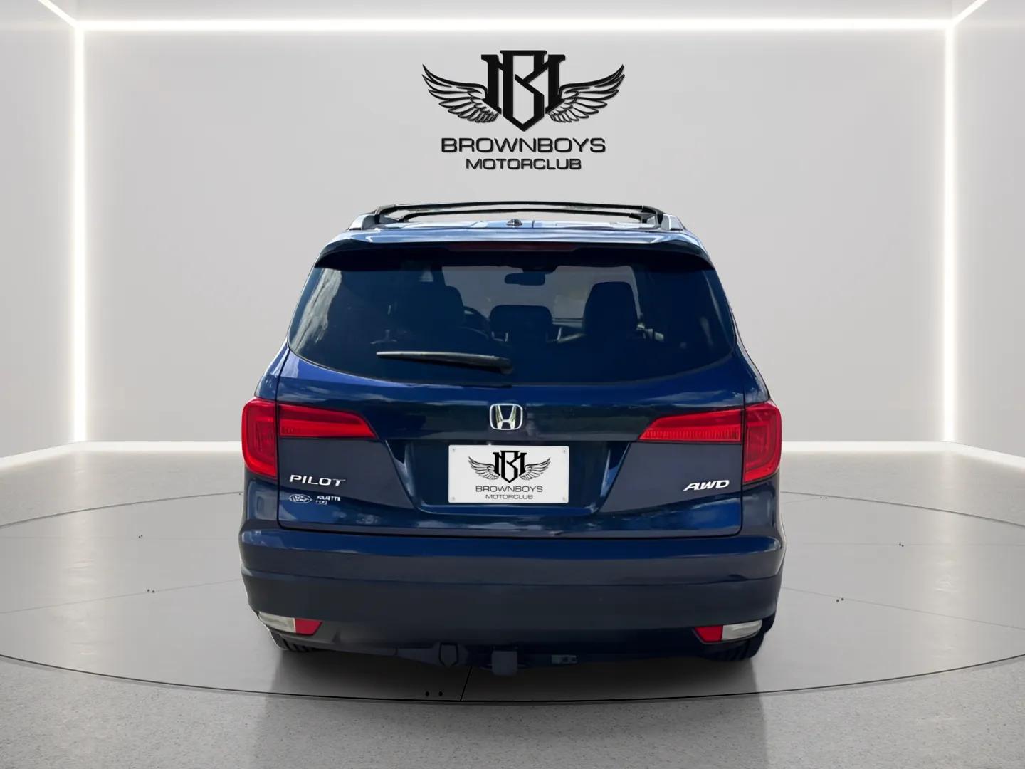 2018 Honda Pilot EX-L Navi AWD 8 passenger - Photo 4