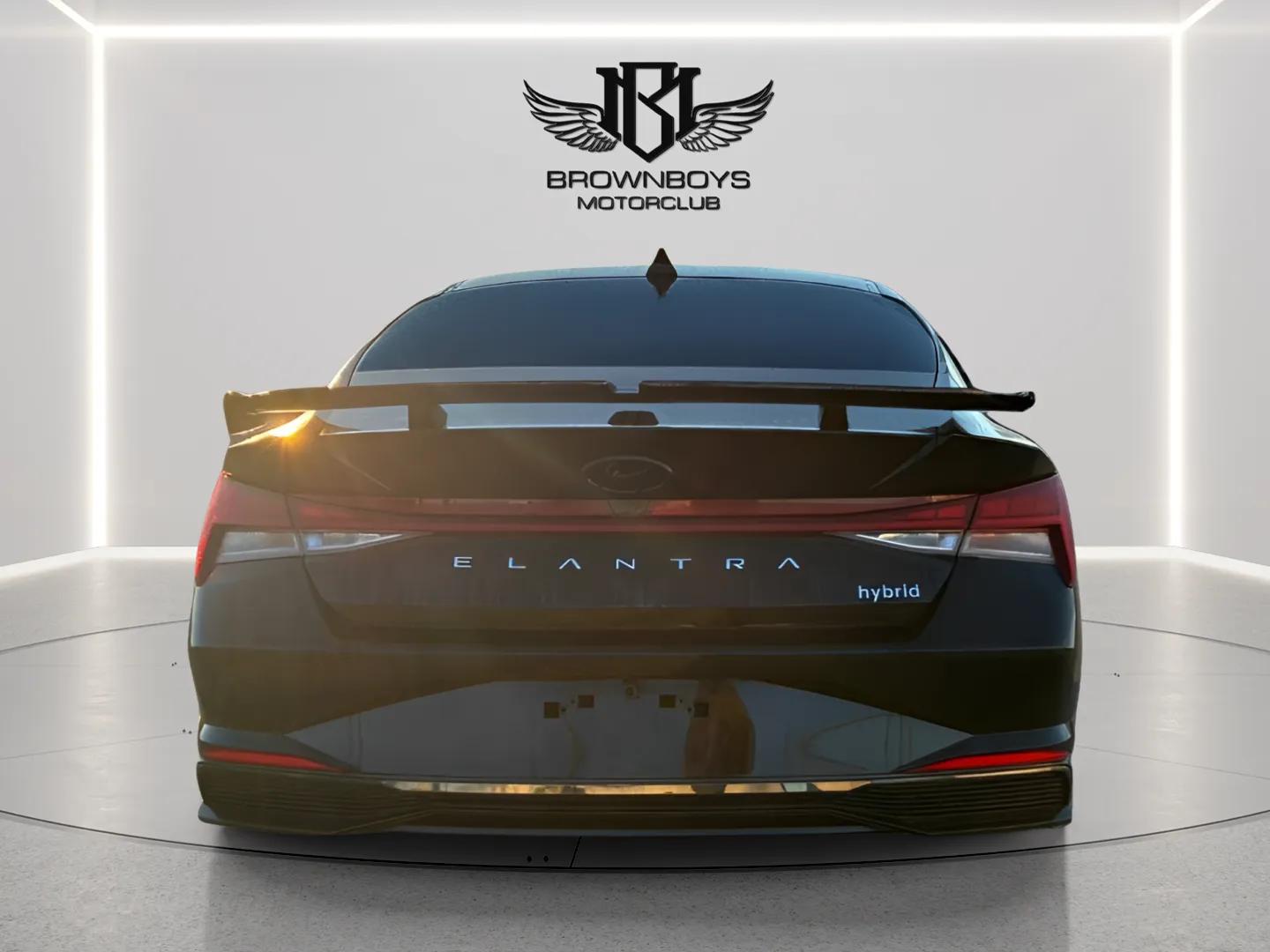 2022 Hyundai Elantra Hybrid Ultimate w Upgrades - Photo 4