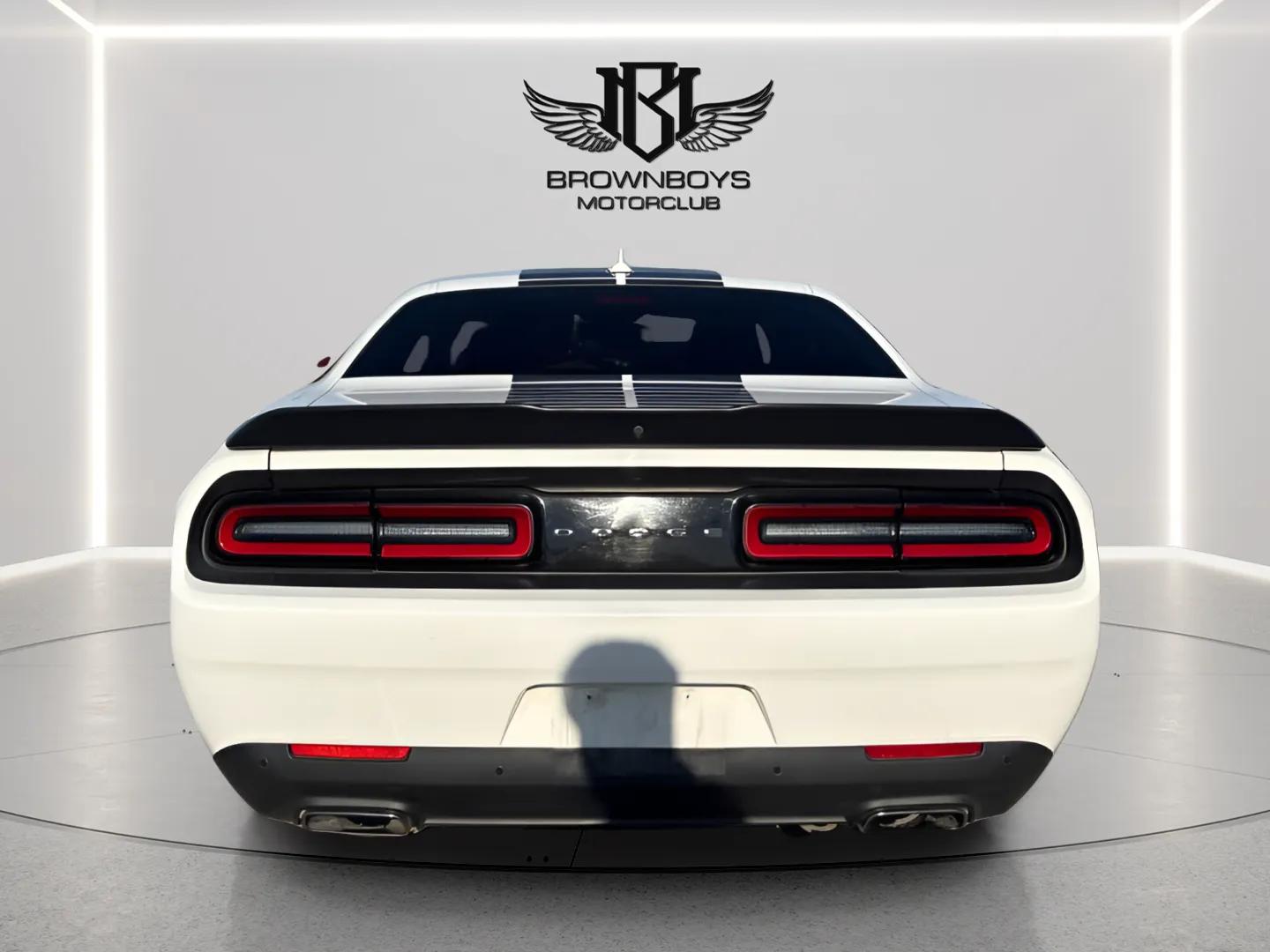2018 Dodge Challenger SXT Plus - Photo 4