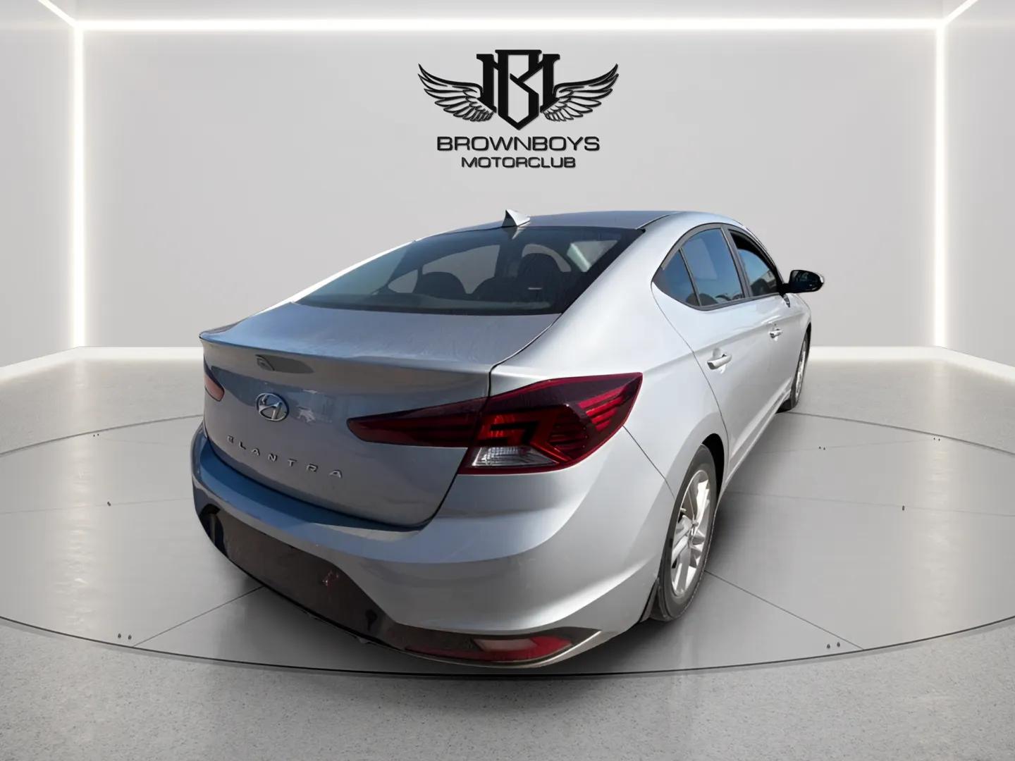 2020 Hyundai Elantra Preferred w/Sun & Safety Package IVT - Photo 4