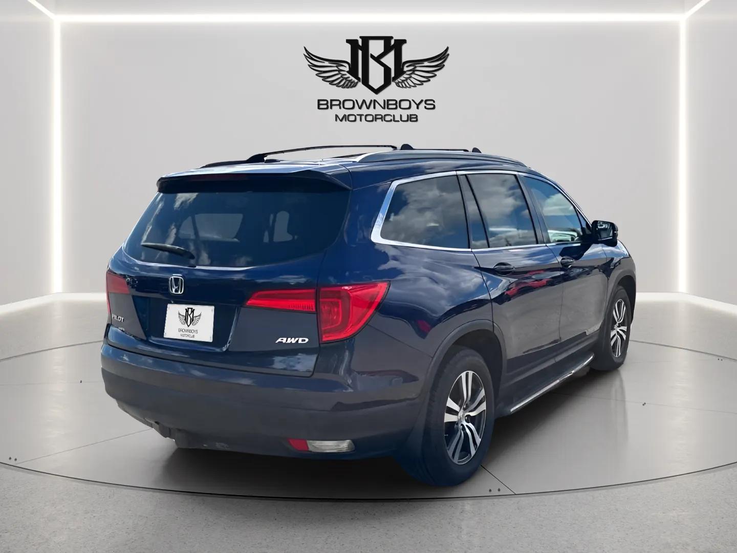 2018 Honda Pilot EX-L Navi AWD 8 passenger - Photo 5