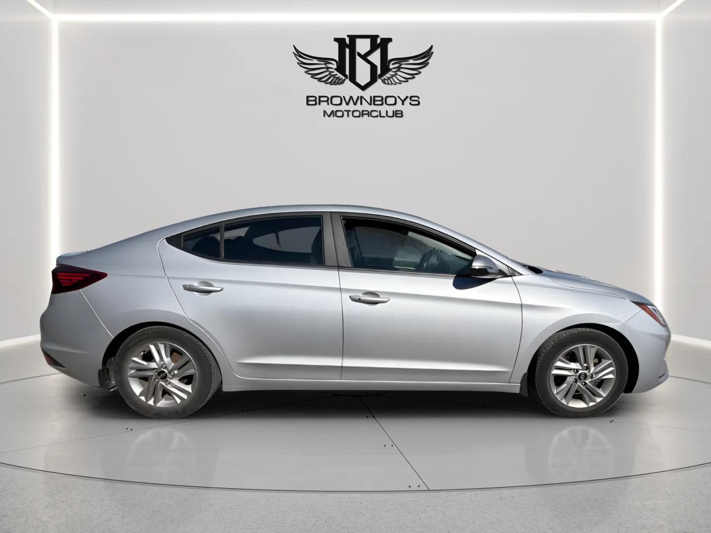 2020 Hyundai Elantra Preferred w/Sun & Safety Package IVT - Photo 5