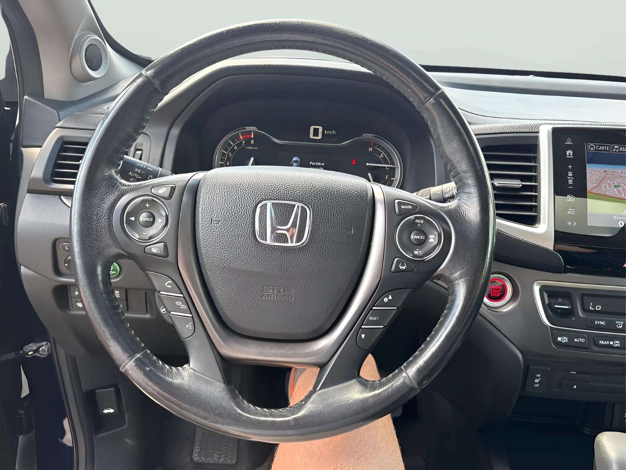 2018 Honda Pilot EX-L Navi AWD 8 passenger - Photo 9