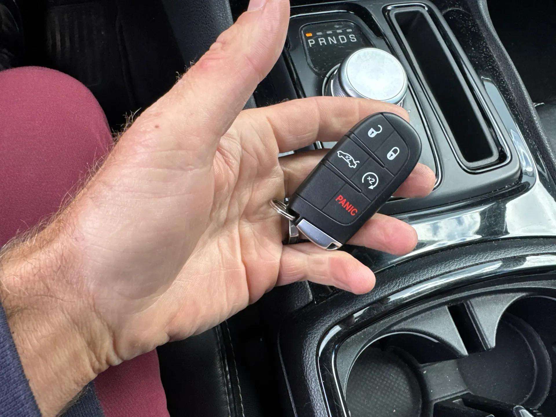 2018 Chrysler 300 S AWD - Photo 10