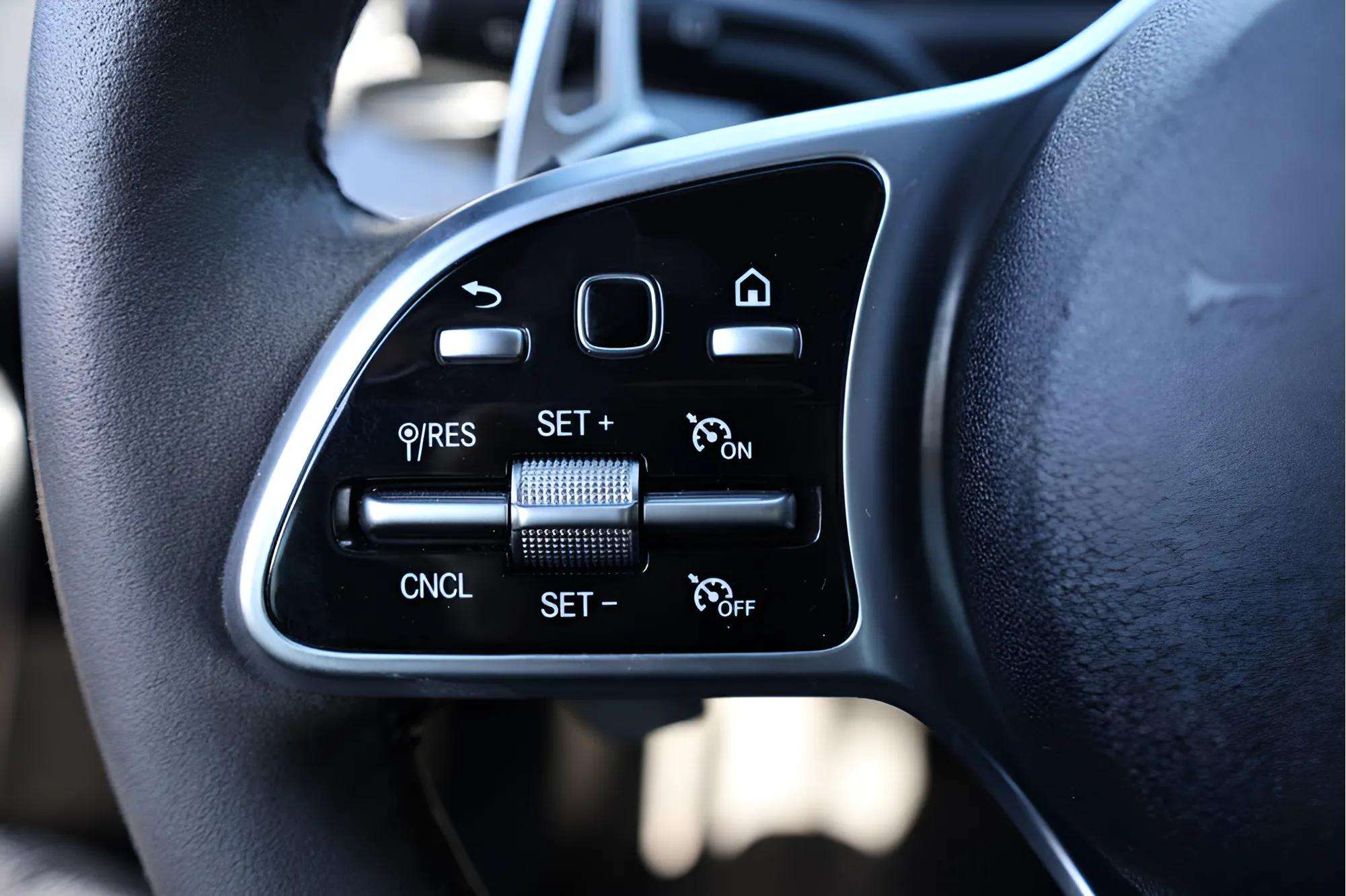 2019 Mercedes-Benz A-Class A 250 - Photo 8