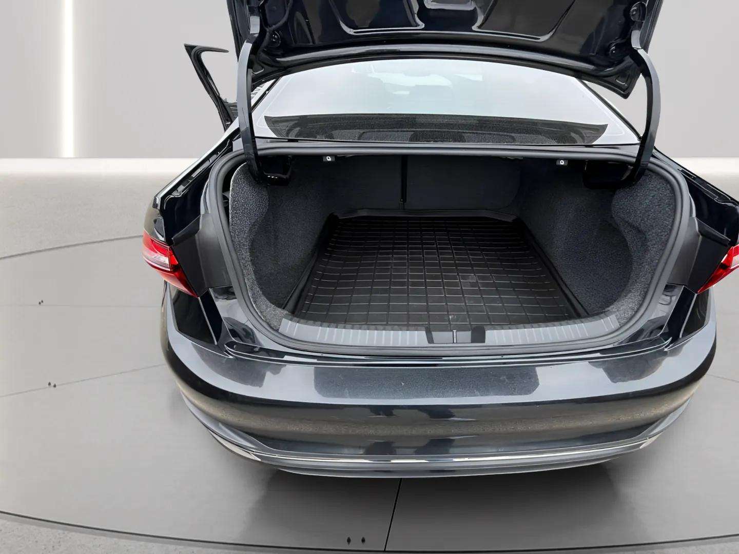 2022 Volkswagen Jetta Highline - Photo 16